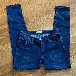 Banana Republic dark wash skinny fit Sz 28/6